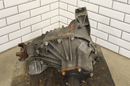03-06 Hummer H2 4X4 Front Axle Differential Carrier 4.10 Assembly 25819234