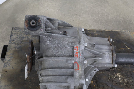 03-06 Hummer H2 4X4 Front Axle Differential Carrier 4.10 Assembly 25819234