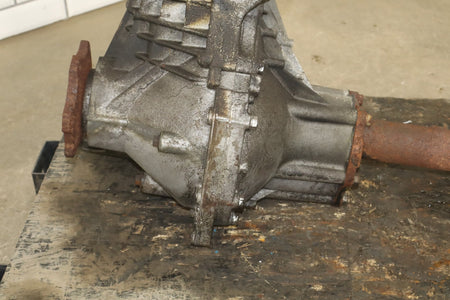 03-06 Hummer H2 4X4 Front Axle Differential Carrier 4.10 Assembly 25819234