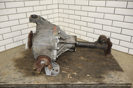 03-06 Hummer H2 4X4 Front Axle Differential Carrier 4.10 Assembly 25819234
