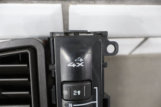 03 - 07 Chevrolet Silverado 2500 GMT800 Headlight Switch OEM