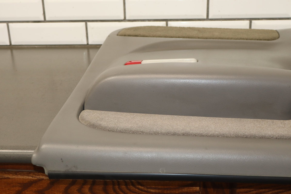 03-07 Chevrolet Silverado 2500HD Crew Right Rear Door Trim Panel Medium Gray 922
