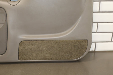 03-07 Chevrolet Silverado 2500HD Crew Right Rear Door Trim Panel Medium Gray 922