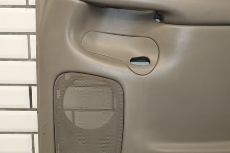 03-07 Chevrolet Silverado 2500HD Crew Right Rear Door Trim Panel Medium Gray 922