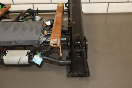 03-07 Chevrolet Silverado 2500HD GMT800 Driver Power Seat Track Assembly