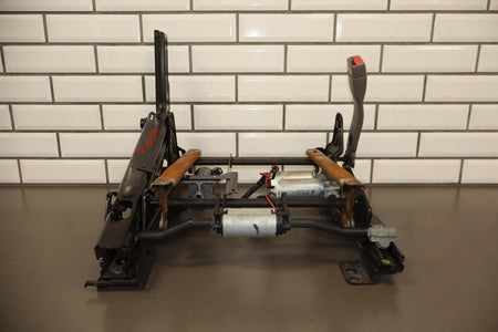 03-07 Chevrolet Silverado 2500HD GMT800 Passenger Power Seat Track Assembly