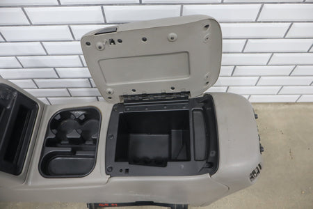 03-07 Chevrolet Silverado/Sierra 2500HD Center Console Medium Gray GMT800