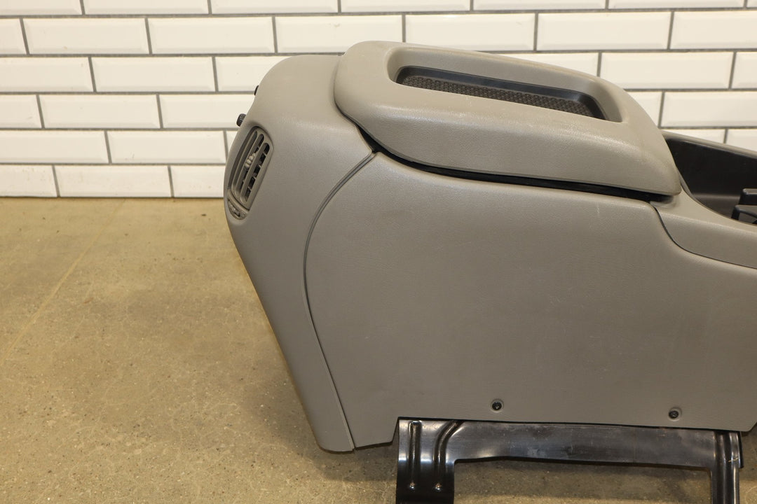 03 - 07 Chevy GMC GMT800 Center Floor Console Assembly Gray 922