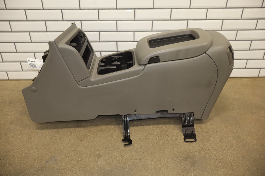 03 - 07 Chevy GMC GMT800 Center Floor Console Assembly Gray 922