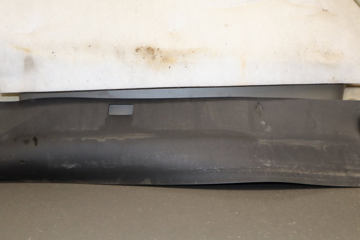 03-07 Chevy GMC Sierra Silverado GMT800 Right Front Door Trim Panel Pewter 92
