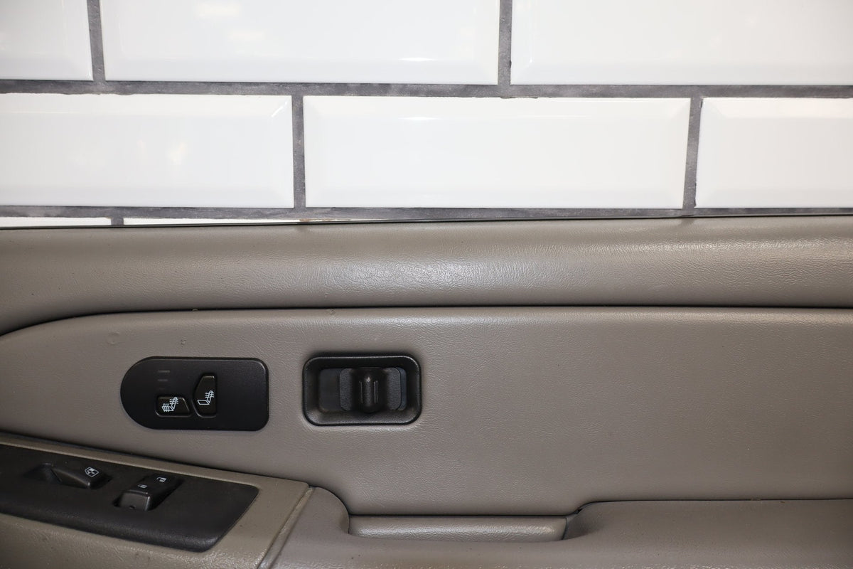 03-07 Chevy GMC Sierra Silverado GMT800 Right Front Door Trim Panel Pewter 92