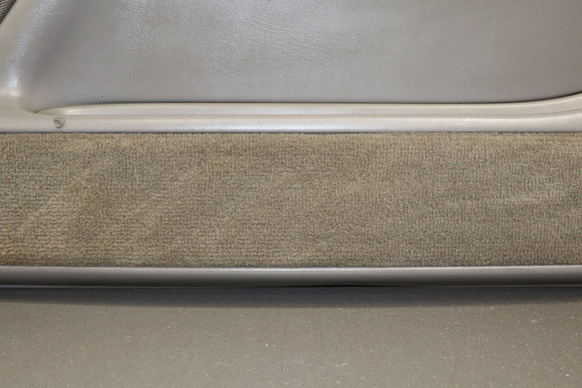 03-07 Chevy GMC Sierra Silverado GMT800 Right Front Door Trim Panel Pewter 92