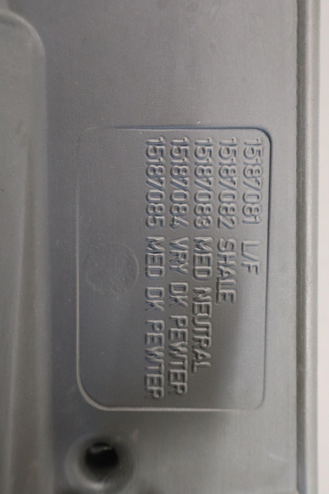 03 - 07 Chevy Silverado GMT800 Knee Bolster Pad Dark Charcoal 69D