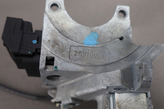 03 - 07 Chevy Silverado GMT800 OEM Ignition Switch with Key Tested