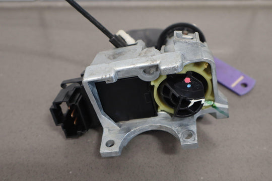 03 - 07 Chevy Silverado GMT800 OEM Ignition Switch with Key Tested