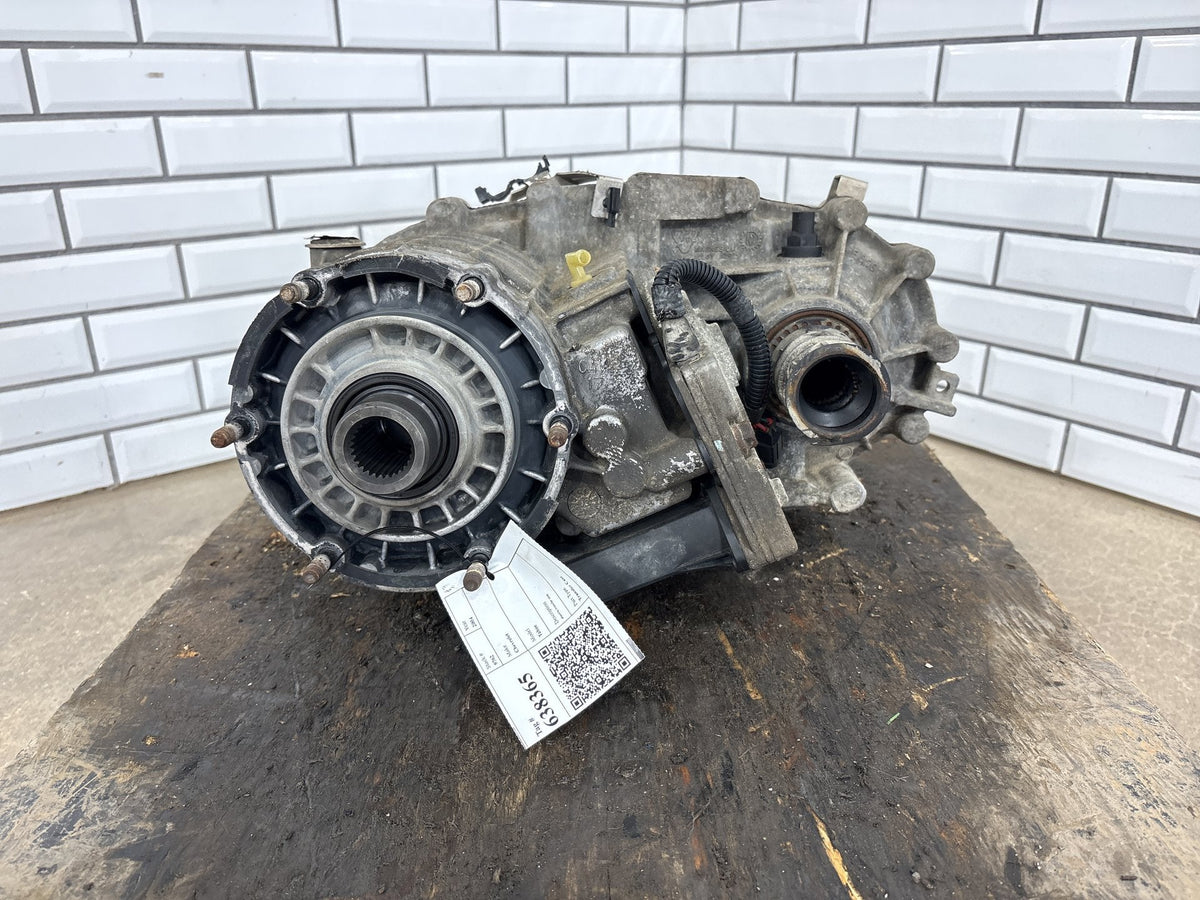 03-07 Chevy Tahoe/Suburban GMT800 4WD Transfer Case 24228420