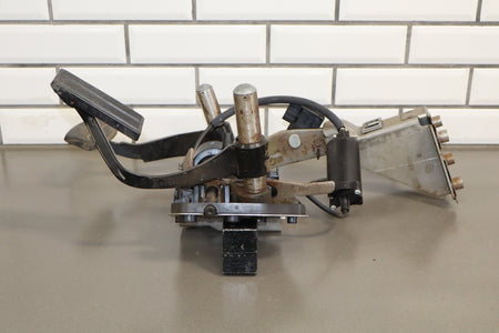 03-07 Ford F-250 Super Duty 6.0 Diesel Adjustable Pedals Brake Gas Throttle OEM
