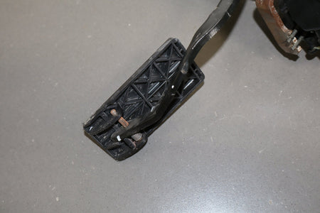 03-07 Ford F-250 Super Duty 6.0 Diesel Adjustable Pedals Brake Gas Throttle OEM