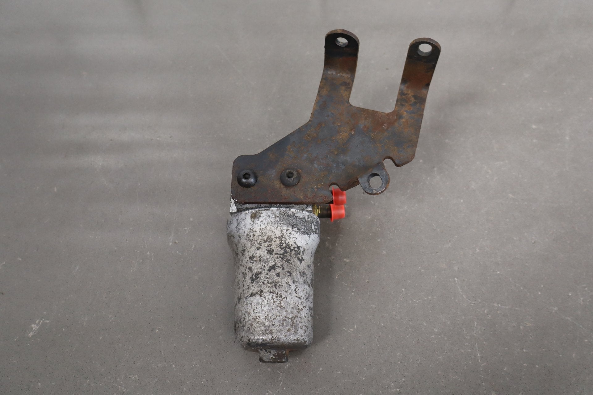 03-07 Ford Super Duty 5R110W Frame Mount Transmission Filter Housing