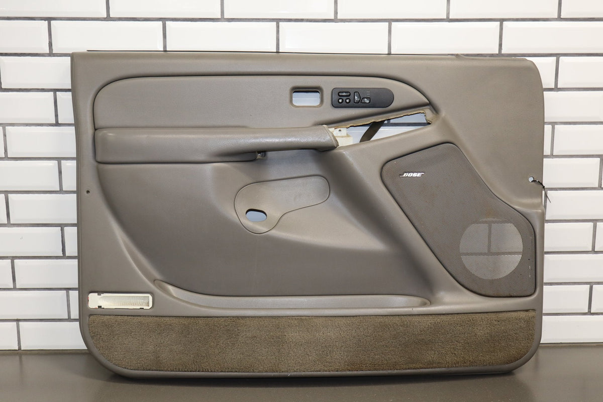 03-07 GMC Sierra Chevy Silverado GMT800 Left Front Door Trim Panel Pewter 92