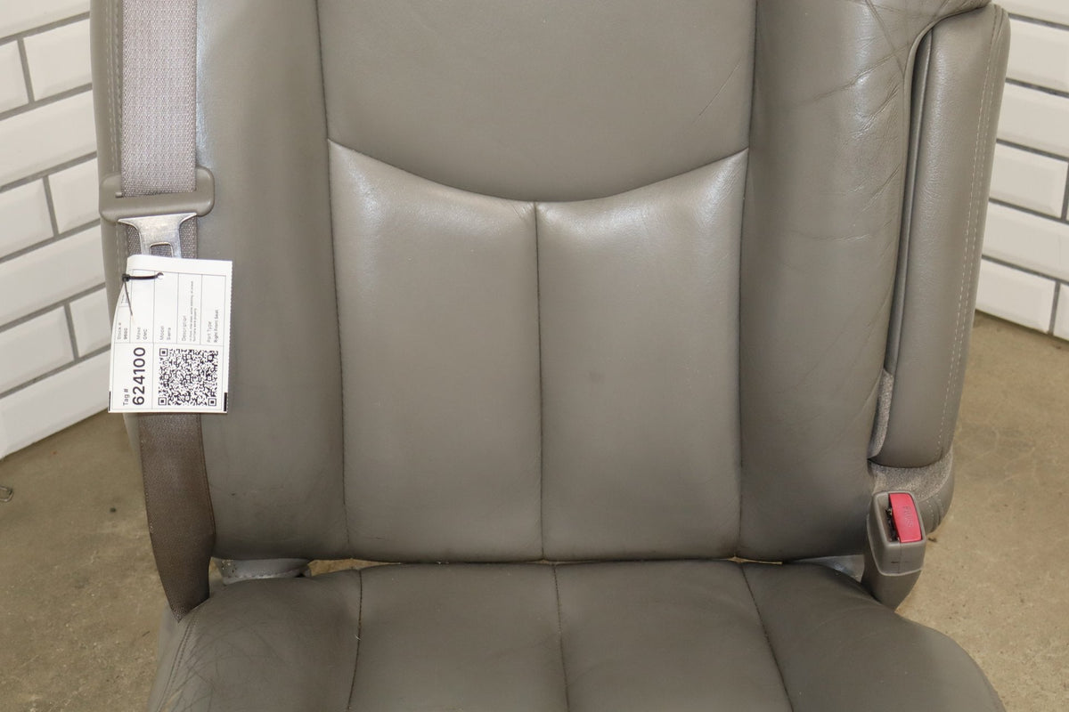 03-07 GMC Sierra/Silverado GMt800 Right Front Seat Leather Pewter 92