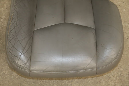 03-07 GMC Sierra/Silverado GMt800 Right Front Seat Leather Pewter 92