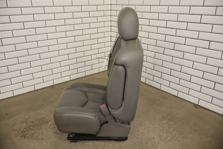 03-07 GMC Sierra/Silverado GMt800 Right Front Seat Leather Pewter 92