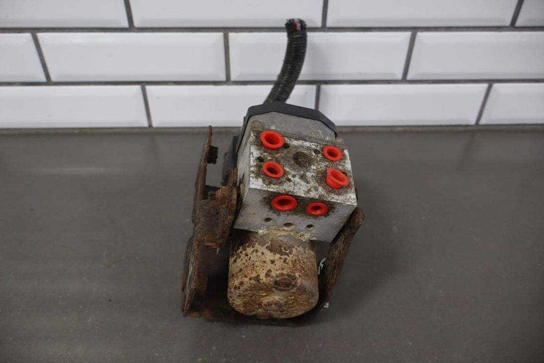 03 - 07 Hummer H2 (4 Wheel ABS) Anti Lock Brake Pump W/ Module OEM