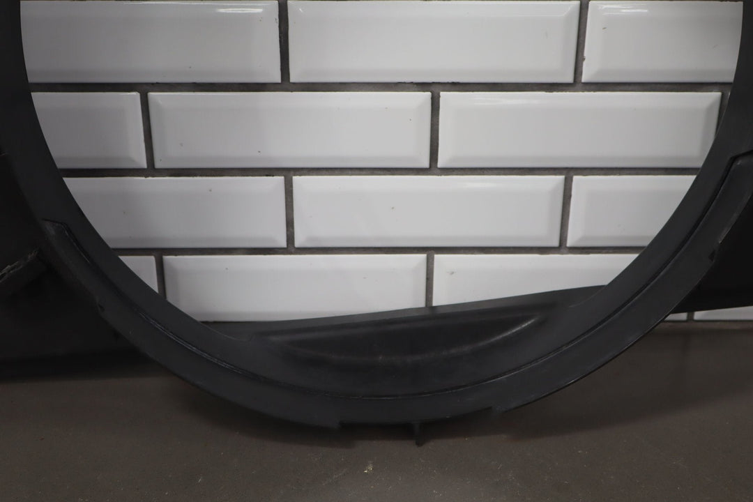 03 - 07 Hummer H2 6.0L V8 LQ4 OEM Fan Shroud