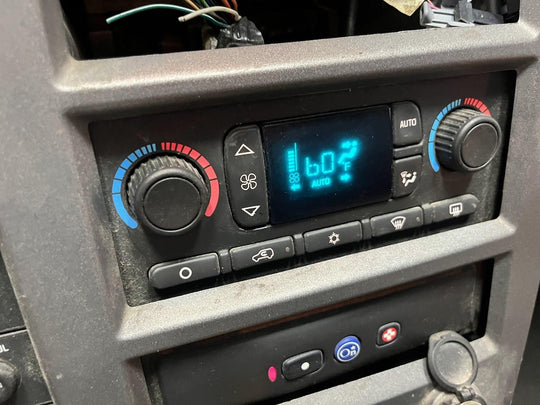 03 - 07 Hummer H2 Auto Climate Temperature Control Panel Switch W/O Bezel