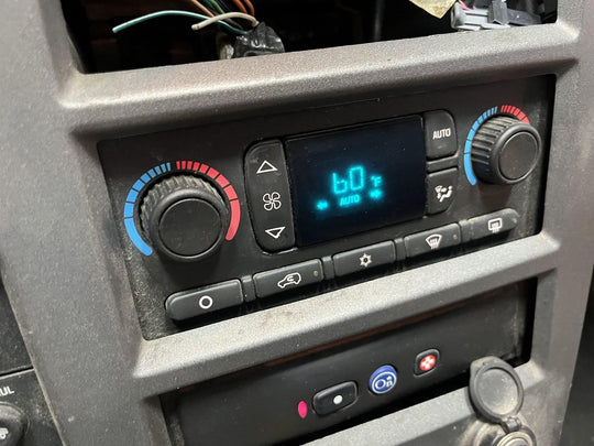 03 - 07 Hummer H2 Auto Climate Temperature Control Panel Switch W/O Bezel
