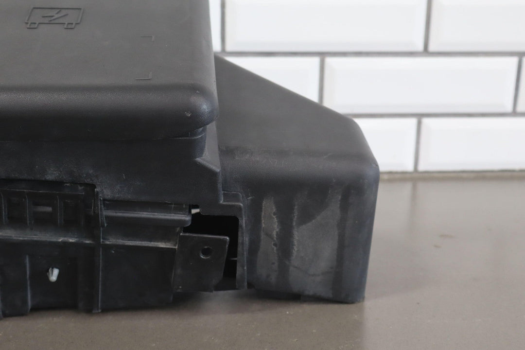 03 - 07 Hummer H2 Engine Underhood Fuse Box W/ Fuses & Relays OEM