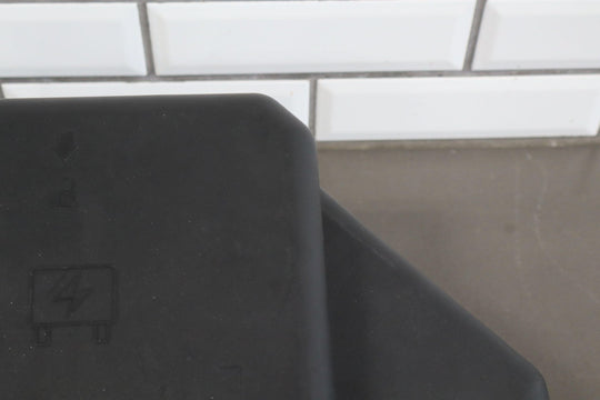 03 - 07 Hummer H2 Engine Underhood Fuse Box W/ Fuses & Relays OEM