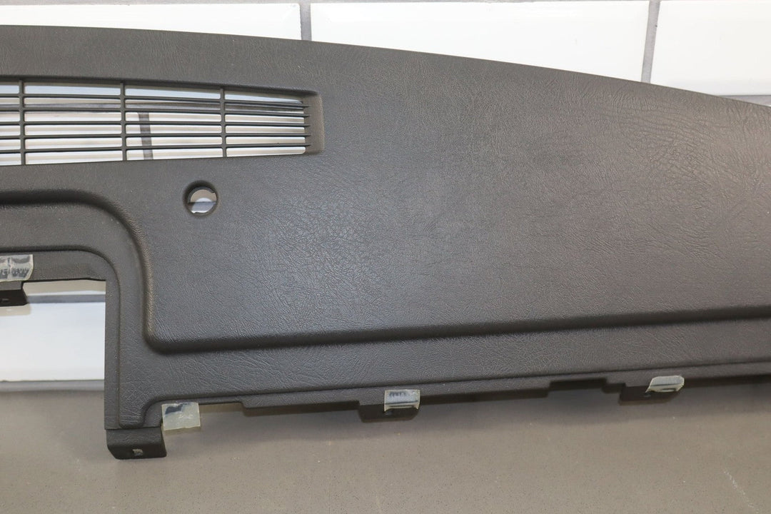 03 - 07 Hummer H2 OEM Upper Dash Cover Pad (Ebony 482) See Description