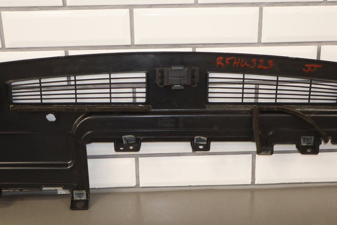 03 - 07 Hummer H2 OEM Upper Dash Cover Pad (Ebony 482) See Description