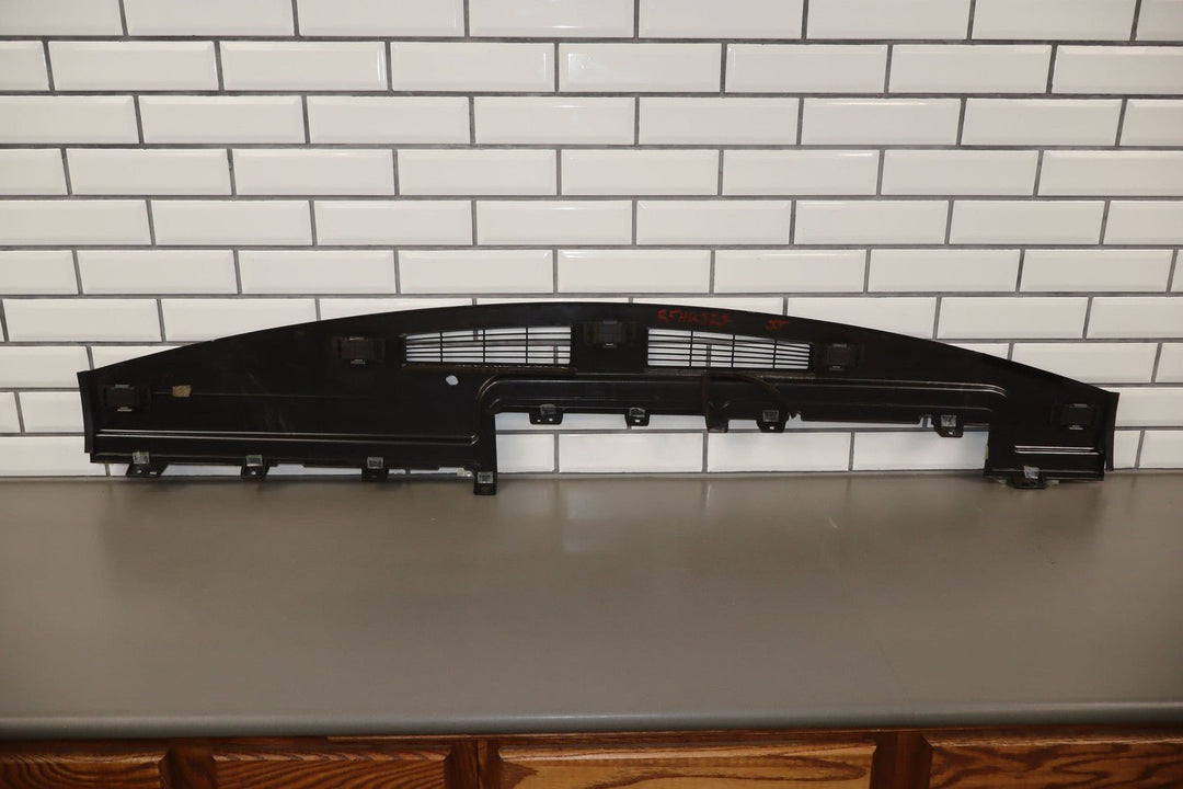 03 - 07 Hummer H2 OEM Upper Dash Cover Pad (Ebony 482) See Description