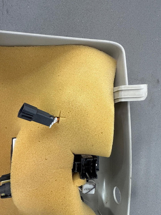 03 - 07 Hummer H2 Overhead Roof Console (Wheat) W/Sunroof Switches