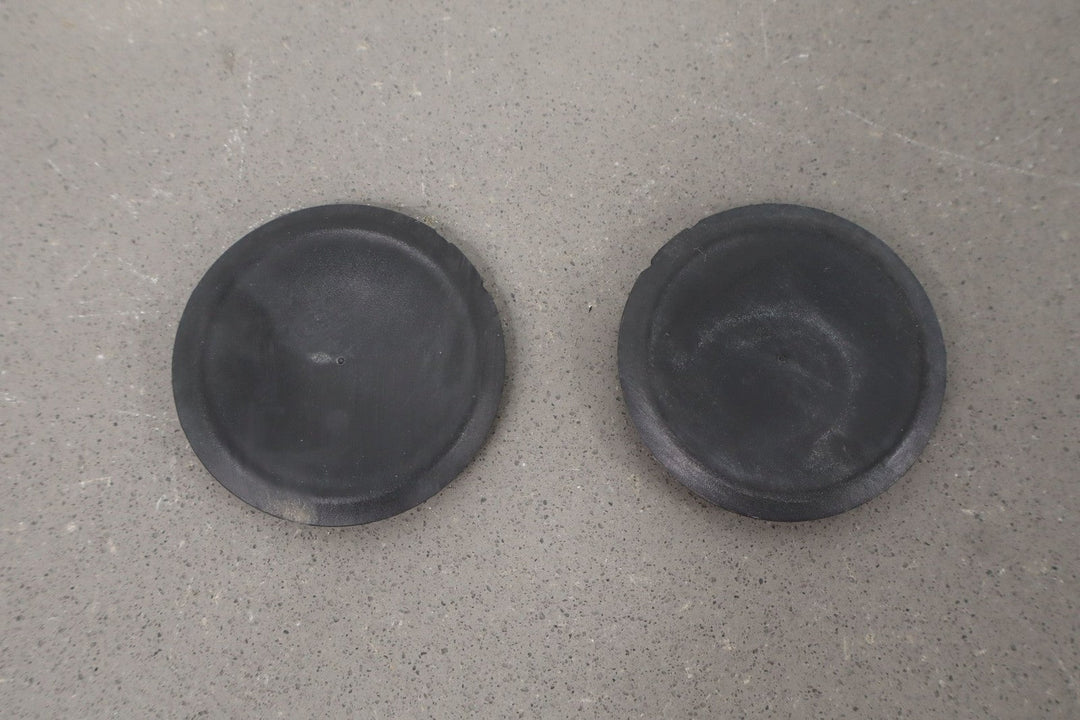 03 - 07 Hummer H2 Pair of LH&RH Front Bumper Cover Bolt Caps Black Plastic
