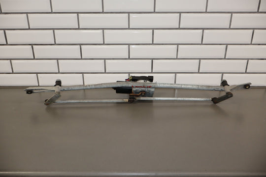 03 - 07 Hummer H2 Windshield Wiper Transmission Linkage W/ Motor (Tested)