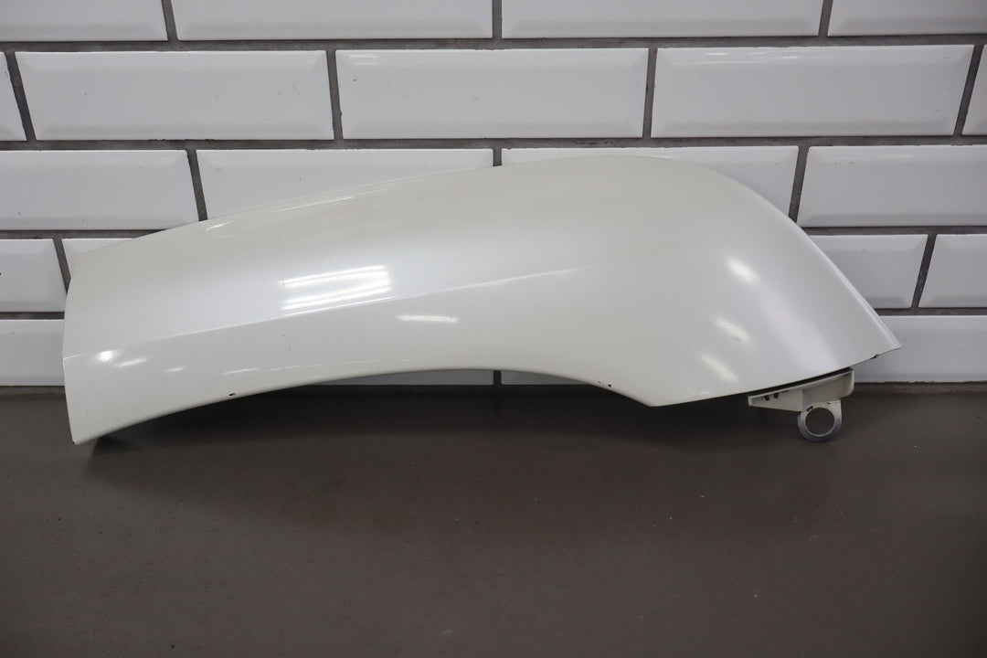 03 - 07 Lexus GX470 Left Driver Rear Quarter Panel Molding Blizzard Pearl (070)