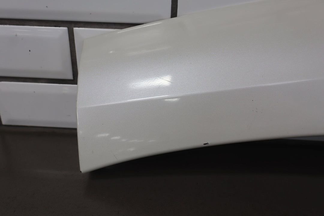 03 - 07 Lexus GX470 Left Driver Rear Quarter Panel Molding Blizzard Pearl (070)