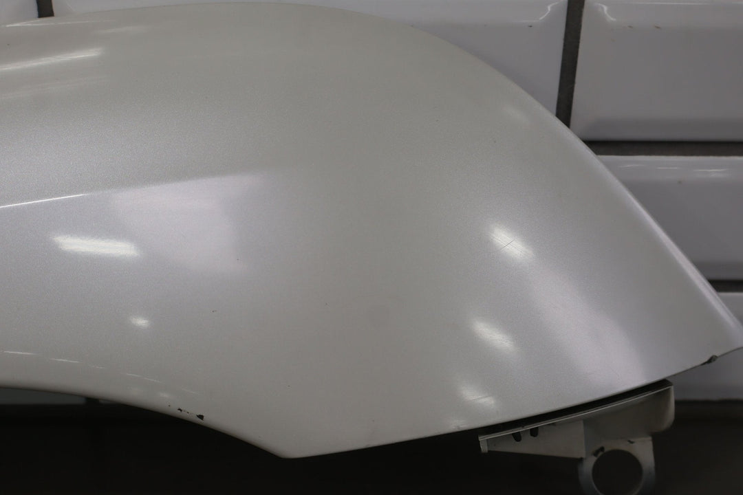 03 - 07 Lexus GX470 Left Driver Rear Quarter Panel Molding Blizzard Pearl (070)