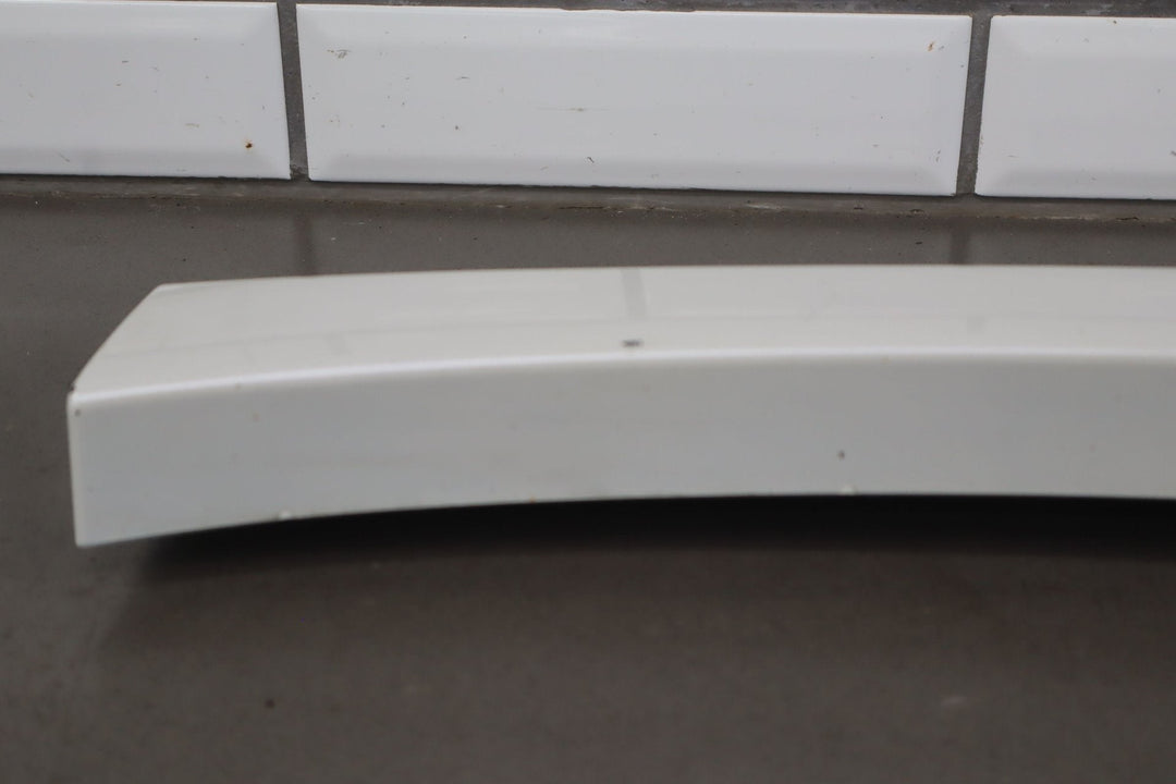 03 - 07 Lexus GX470 Left Driver Rear Quarter Panel Molding Blizzard Pearl (070)