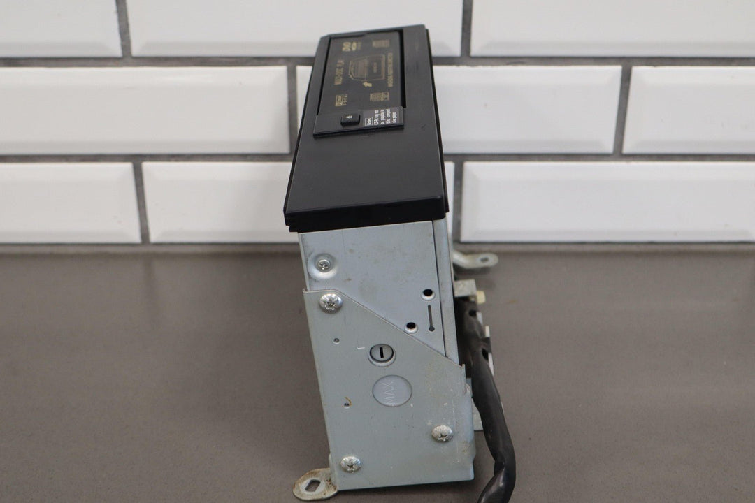 03 - 07 Lexus LX470 / LandCruiser 6 - Disc CD Changer W/Magazine *Door Off - Track*