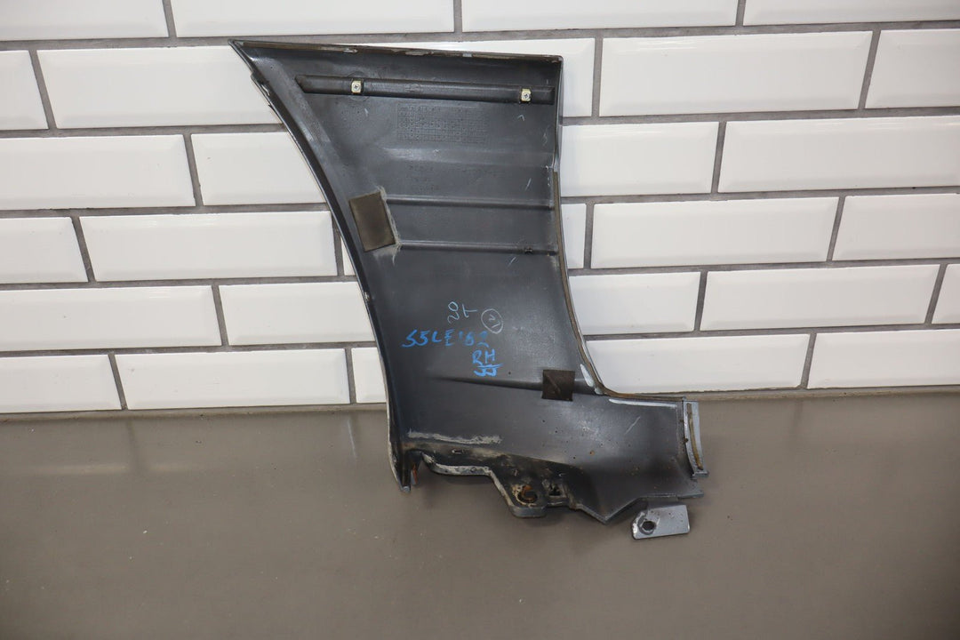 03 - 07 Lexus LX470 Right Passenger Front Fender Molding Trim *Blue Vapor 8P6*