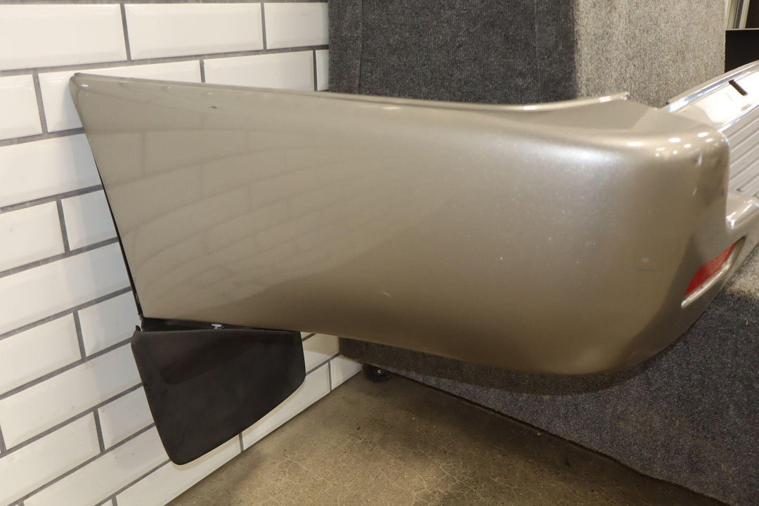 03 - 07 Toyota Land Cruiser LX470 Rear Bumper W/Reflectors *Missing Lower Tabs*