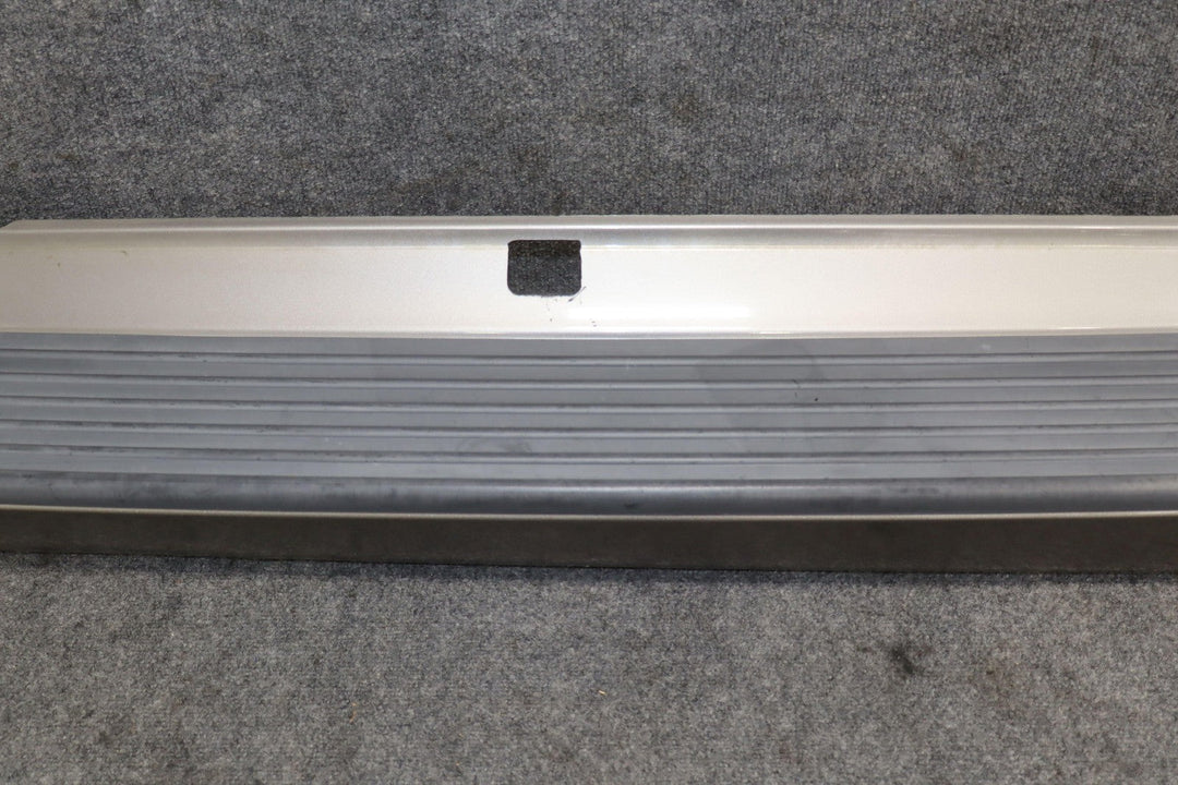 03 - 07 Toyota Land Cruiser LX470 Rear Bumper W/Reflectors *Missing Lower Tabs*