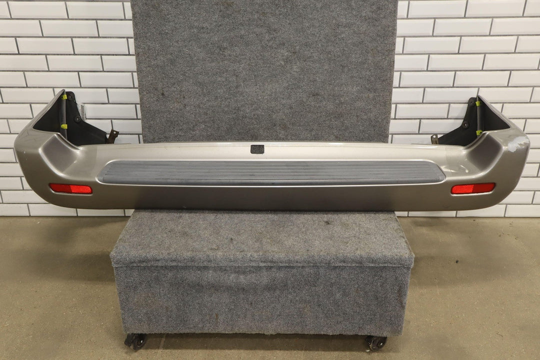 03 - 07 Toyota Land Cruiser LX470 Rear Bumper W/Reflectors *Missing Lower Tabs*