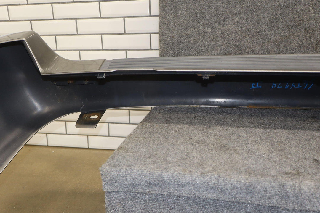 03 - 07 Toyota Land Cruiser LX470 Rear Bumper W/Reflectors *Missing Lower Tabs*