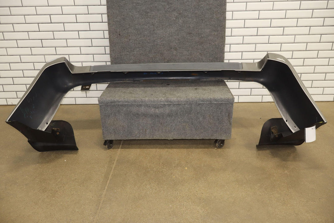 03 - 07 Toyota Land Cruiser LX470 Rear Bumper W/Reflectors *Missing Lower Tabs*